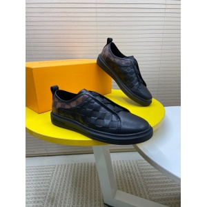 $85.00,Louis Vuitton Lace Up Sneaker For Men  # 274442