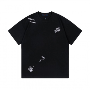 $35.00,Louis Vuitton Short Sleeve T Shirts For Men # 274948