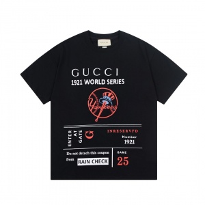 $35.00,Gucci Short Sleeve T Shirts For Men # 277904