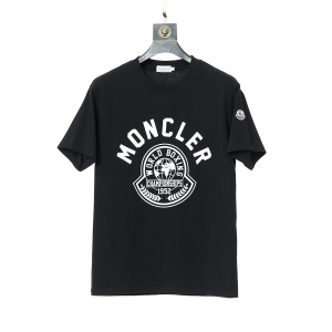 $26.00,Moncler Short Sleeve T Shirts For Men # 278579